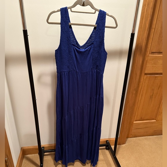 NWT: Women’s flowy tiered summer dress - Picture 5 of 7